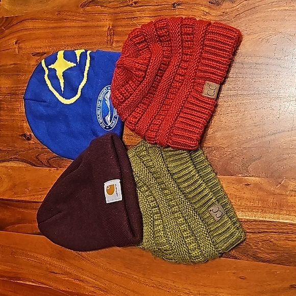 Lot of 4 Beanies - Picture 1 of 5